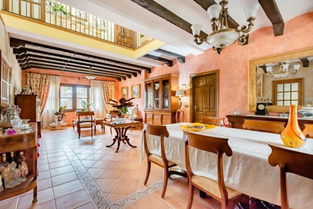 Masia Castellvi B&B Vinyols i Els Arcs Eksteriør billede